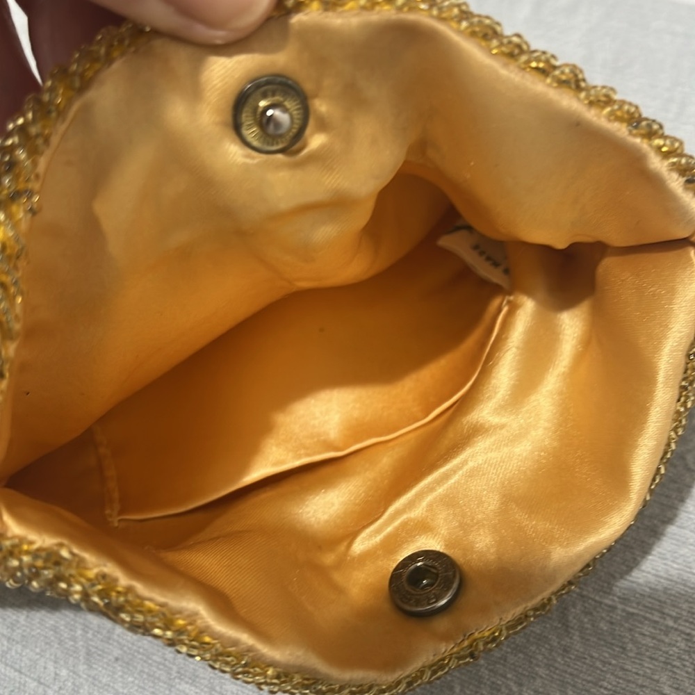 Vintage 60s La Regale Yellow Gold Bugle Beaded Evening Purse  snap closure - Picture 4 of 7